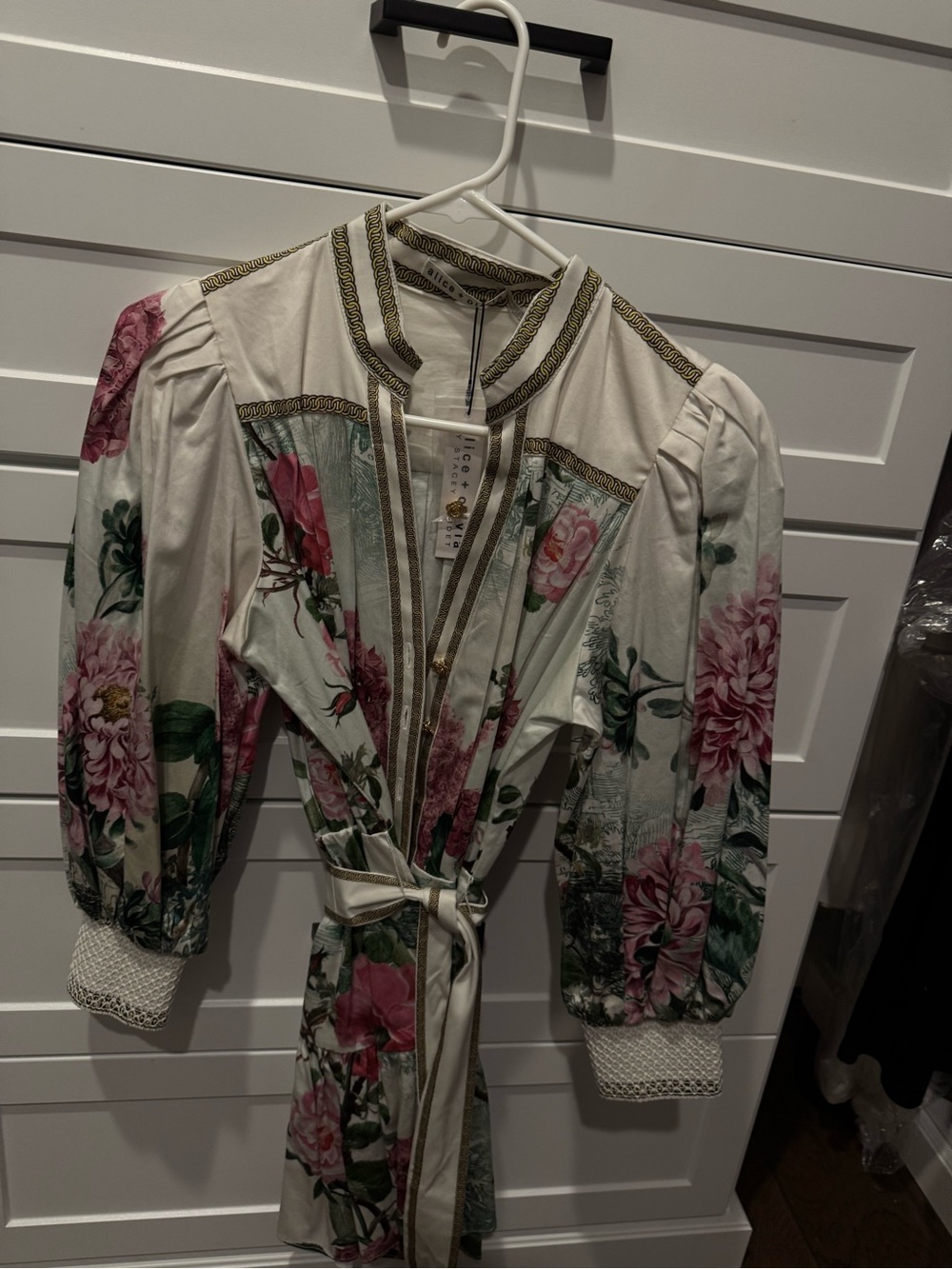 Alice and Olivia spring dress size small NWT